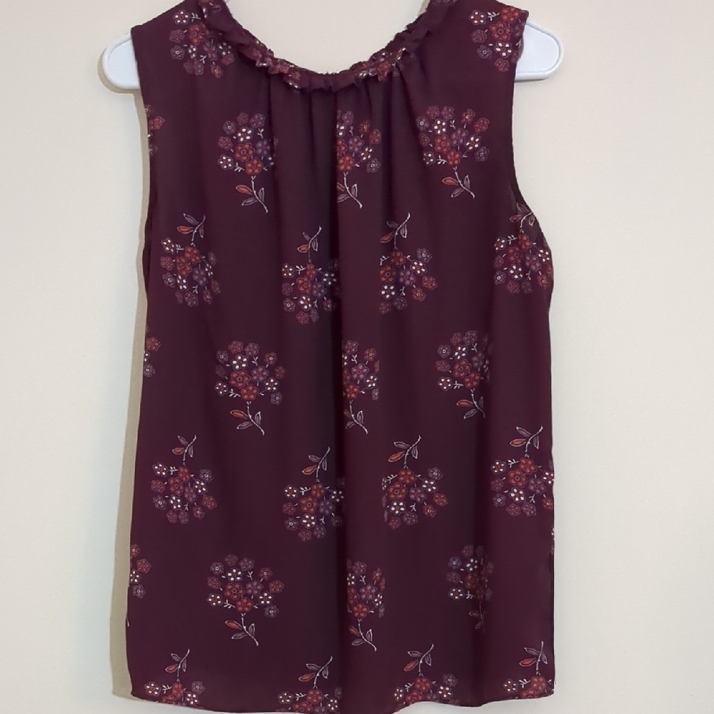 Loft Purple Floral Ruffled Blouse with Flowing Silhouette Size M
